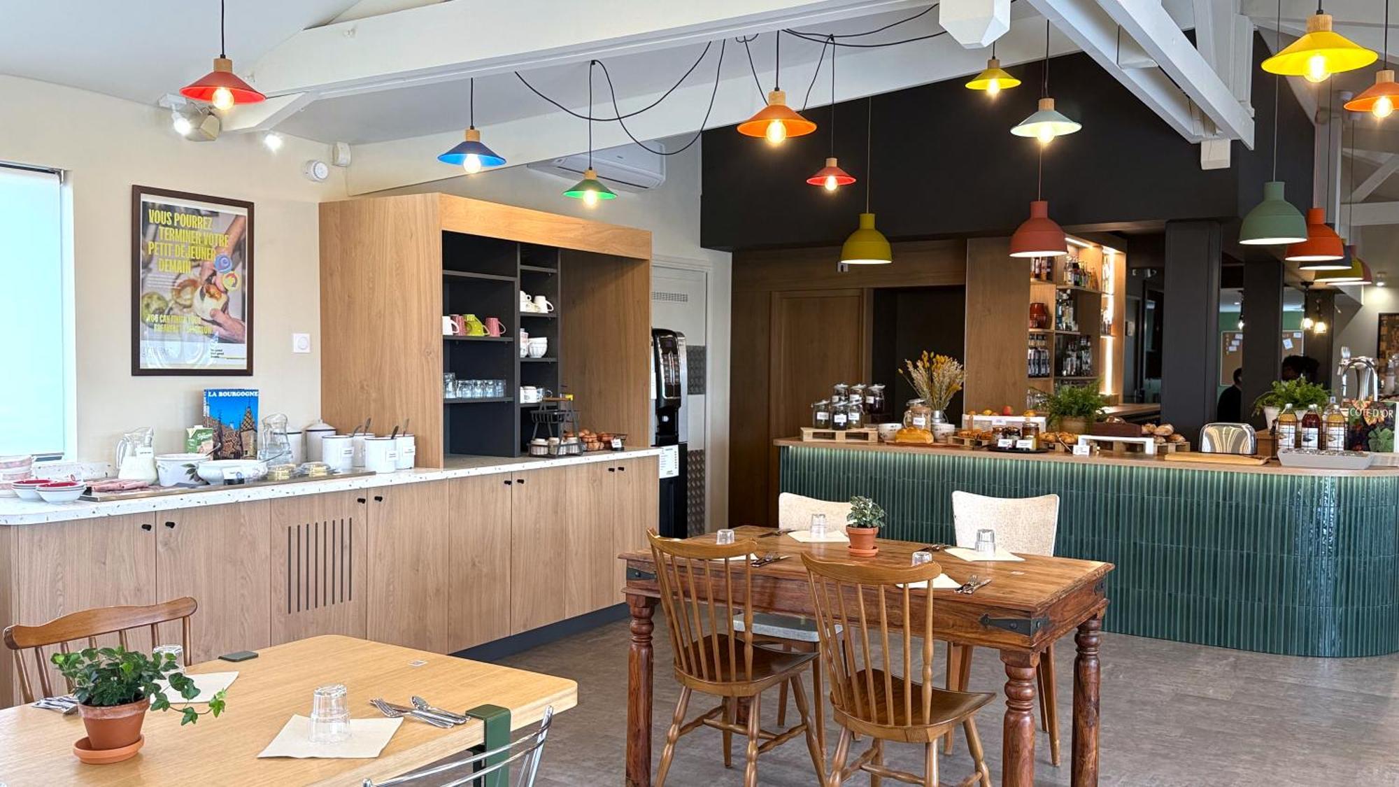 Greet Hotel Dijon Sud Longvic Esterno foto
